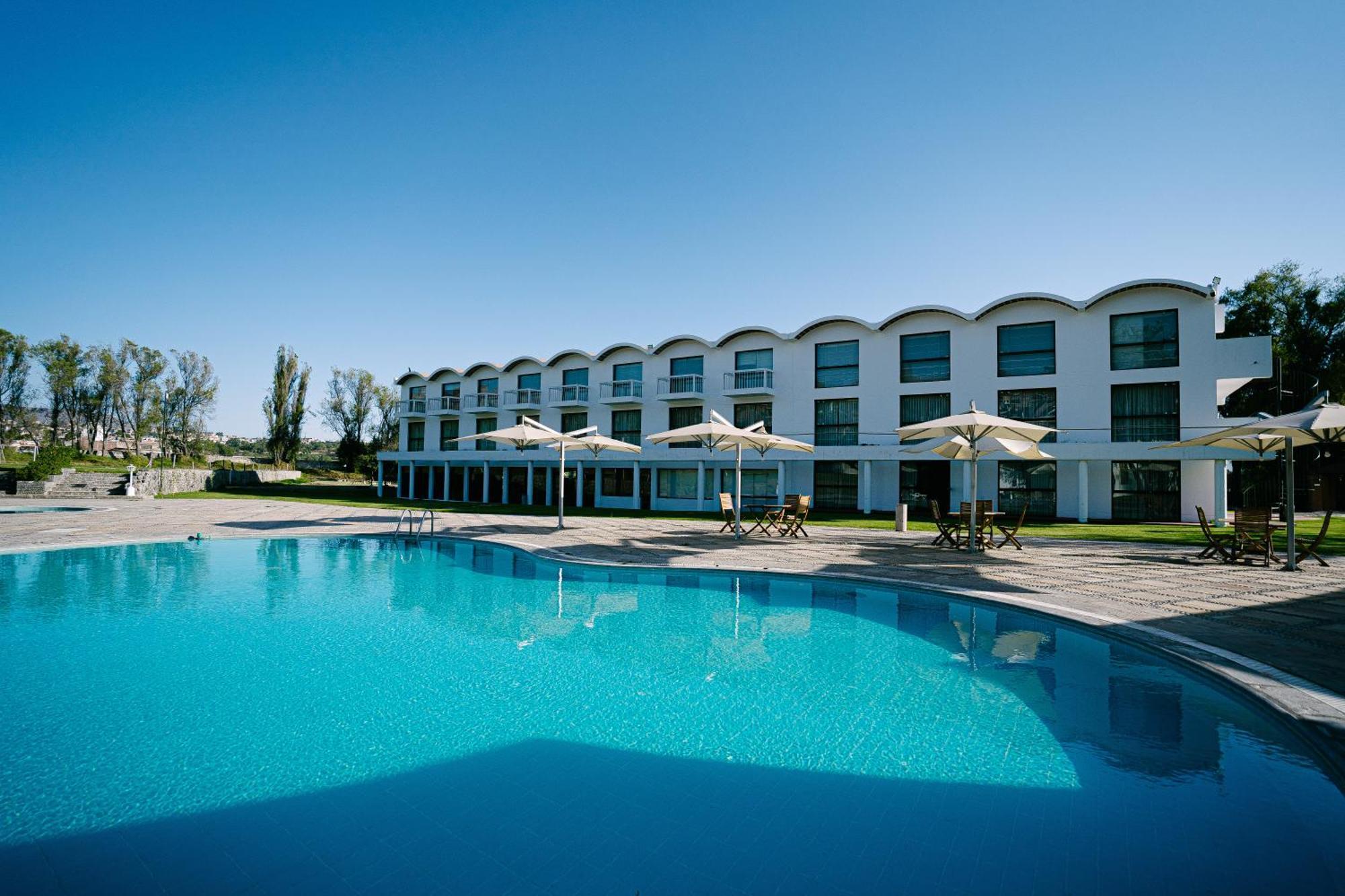 Bth Hotel Arequipa Lake Characato Exterior photo