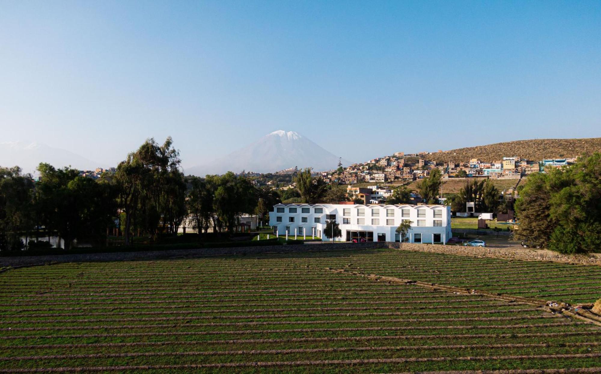 Bth Hotel Arequipa Lake Characato Exterior photo