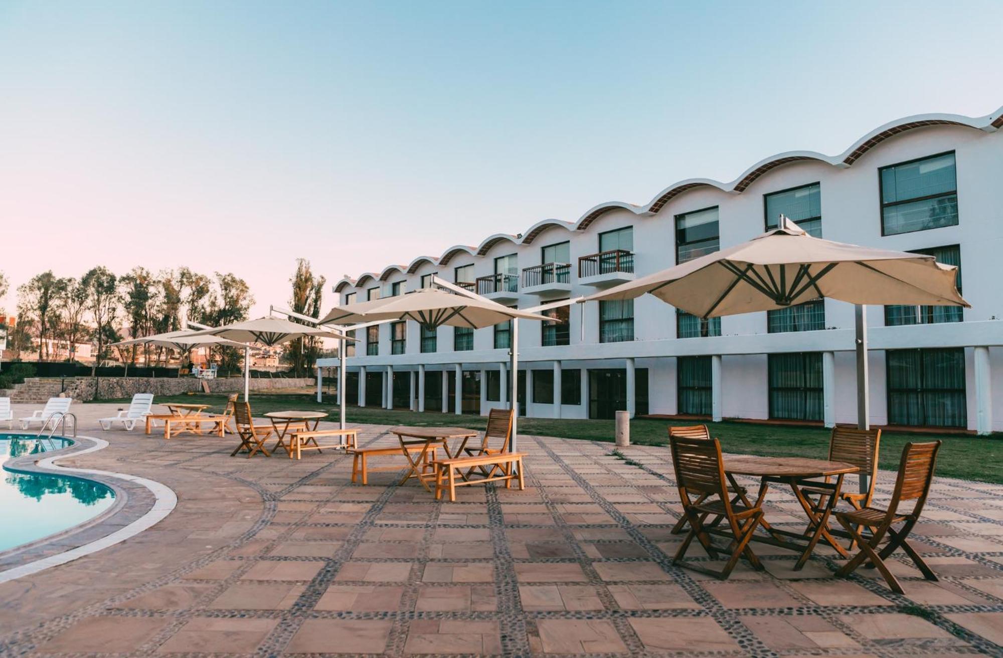 Bth Hotel Arequipa Lake Characato Exterior photo