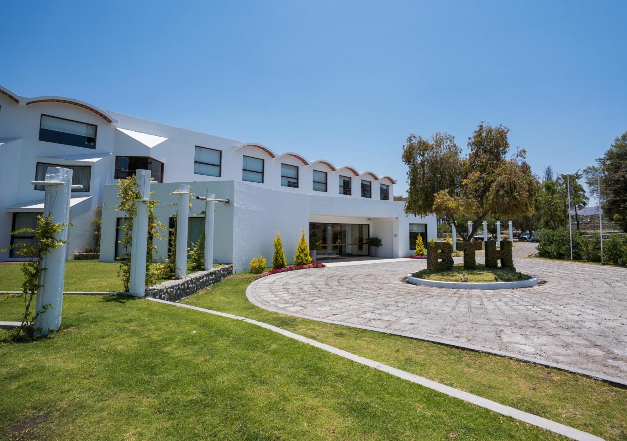 Bth Hotel Arequipa Lake Characato Exterior photo